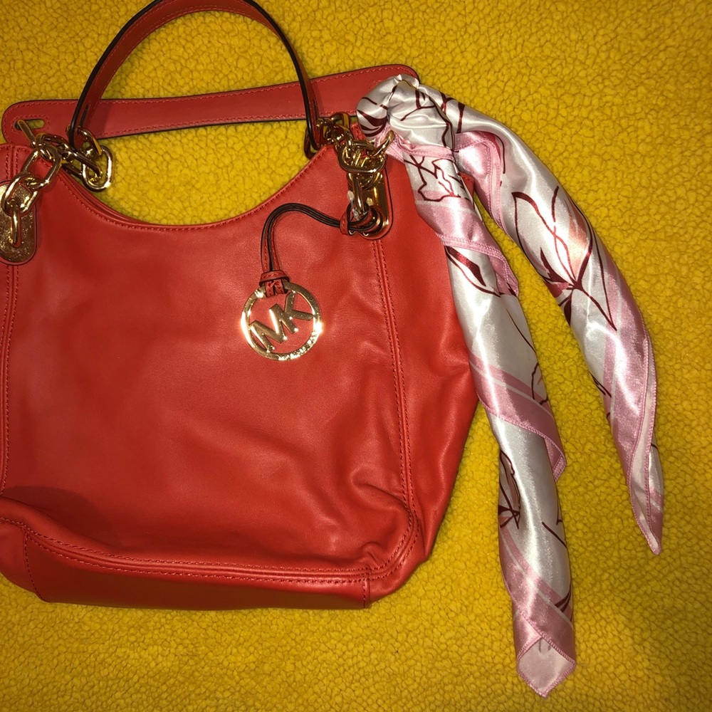Square roses Silk scarf - Picture 5 of 8